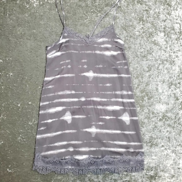 Aerie Gray Tie Dye Lace Hem Slip Size: S - Picture 2 of 7